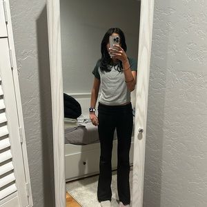 very stretchy and breathable color bock top